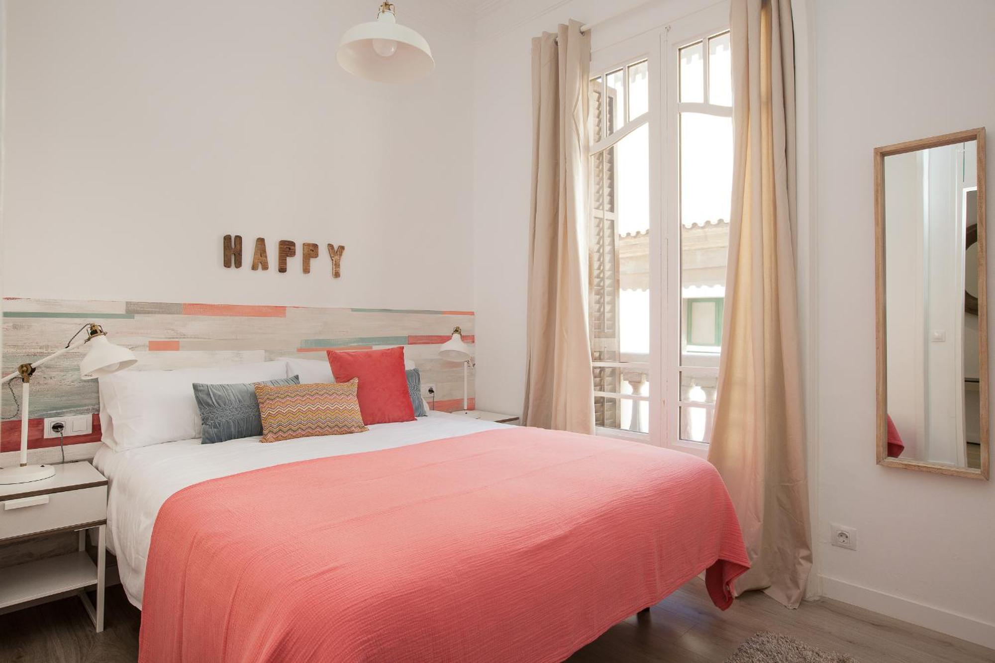 Click&Flat Seneca Suites Barcelona Exterior photo